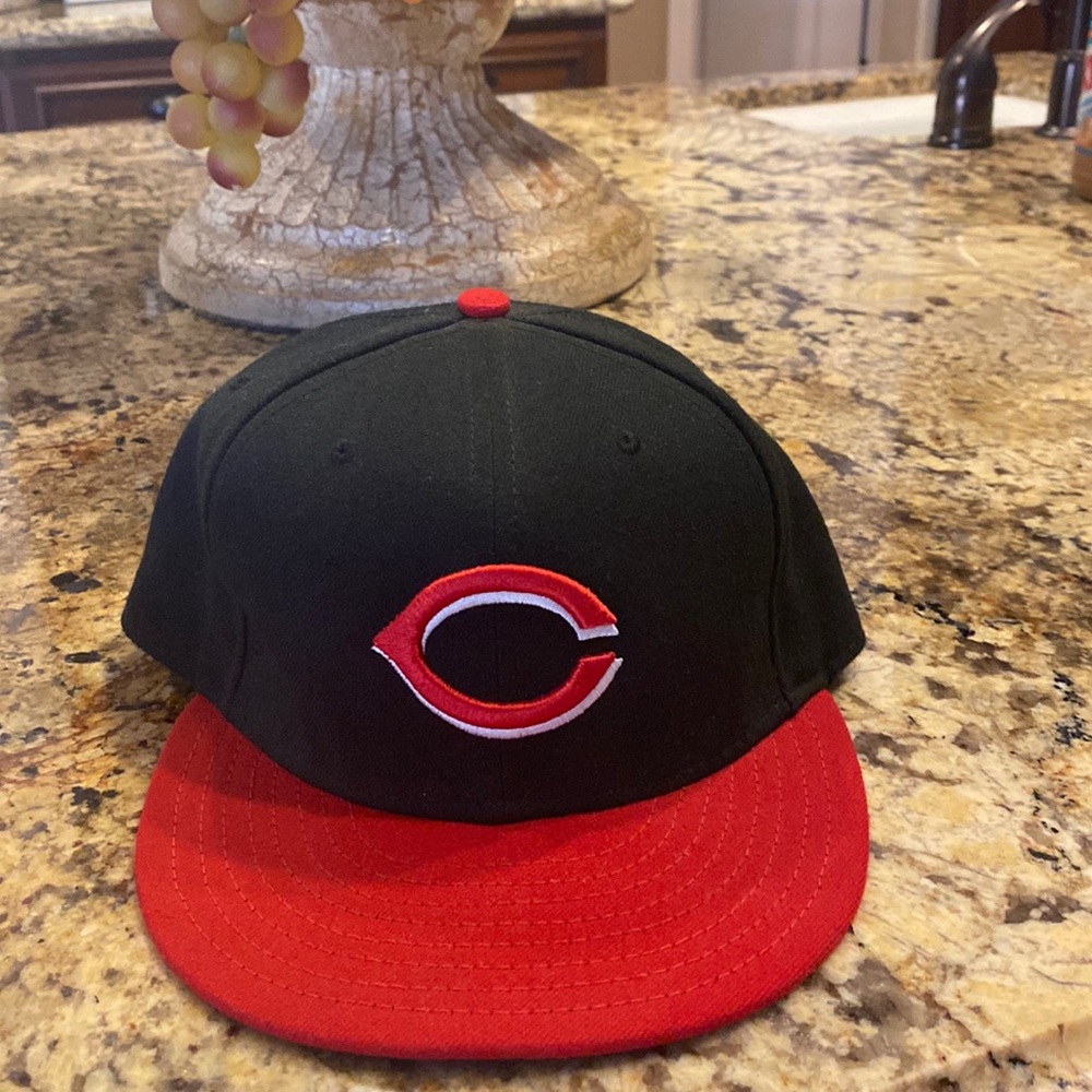 Reds baseball hat